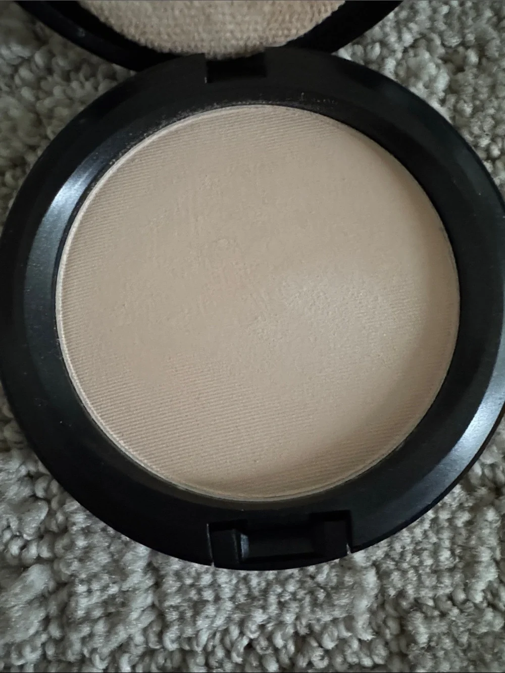 MAC Makeup Bundle - Picture 4 of 8